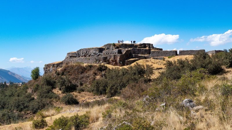 Puka Pukara ruins on a ridge above the road from Cusco